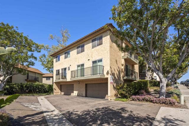 7836 Hummingbird Ln, San Diego CA: https://media.crmls.org/mediaz/e84909a3-0cc2-46b3-97c5-91157ba92282.jpg