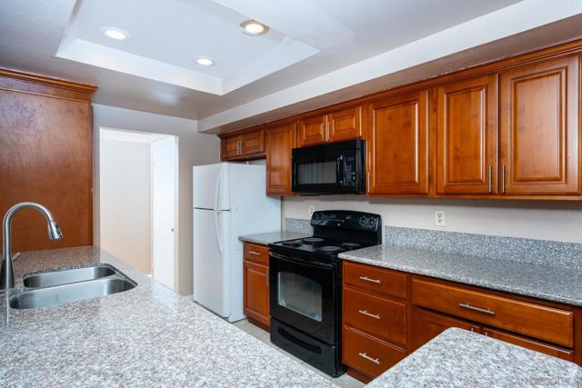 1030 E Washington Ave 127, Escondido, California 92025, 2 Bedrooms Bedrooms, ,2 BathroomsBathrooms,Condominium,For Sale,E Washington Ave 127,250001359SD