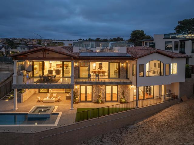 5114 Gordon Lane, San Diego, California 92109, 4 Bedrooms Bedrooms, ,3 BathroomsBathrooms,Single Family Residence,For Sale,Gordon Lane,250034538SD