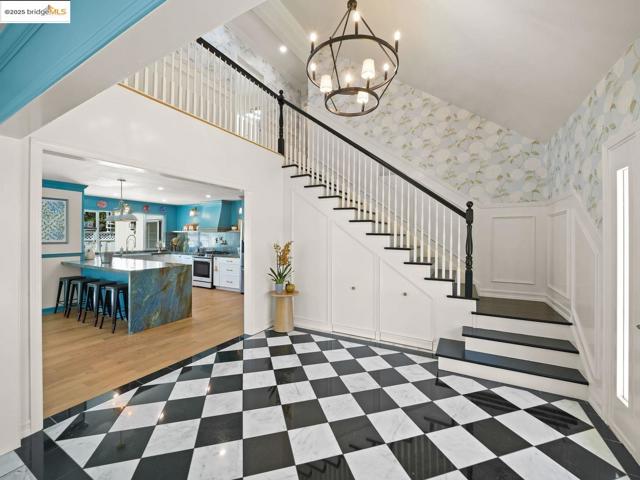 Image 2 of 48 For 8 Skander Ct