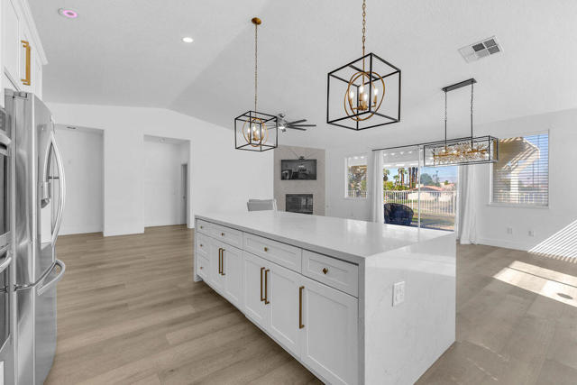 82210 Vandenberg Drive, Indio CA: https://media.crmls.org/mediaz/e84b672e-57f6-4fce-9e3e-3bc0ce7a3f98.jpg