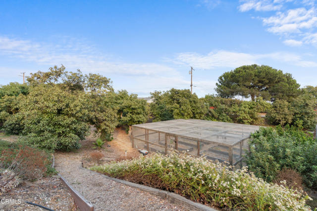 2102 Buena Vista Drive, Camarillo CA: https://media.crmls.org/mediaz/e84b8fdc-fedf-4b72-a5bf-2808817b448c.jpg