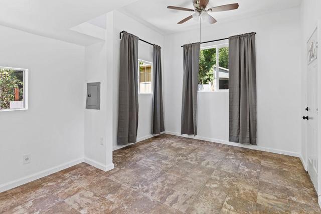 10119 Grandview, La Mesa CA: https://media.crmls.org/mediaz/e84c2ec9-4fec-4992-bb15-20a5b06f23e7.jpg