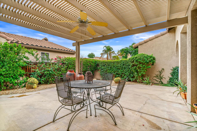 79756 Cassia Street, La Quinta CA: https://media.crmls.org/mediaz/e84c3ba9-63b8-44ba-8e44-9d8cd2271e3d.jpg