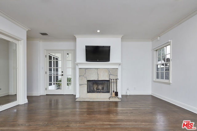 1926 Greenfield Avenue, Los Angeles CA: https://media.crmls.org/mediaz/e84d011a-eab5-41c8-974b-5d8a3366d0ce.jpg
