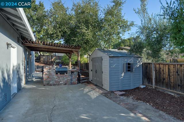 Image 13 of 58 For 640 Keith Court