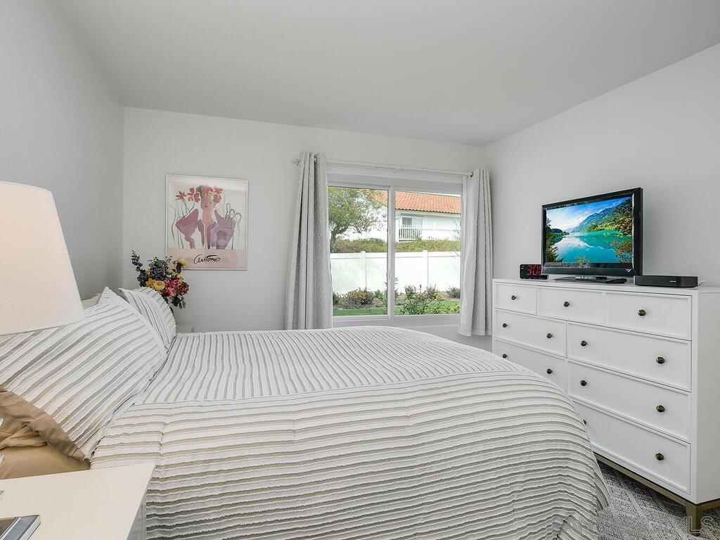 MLS #250031224SD image #11