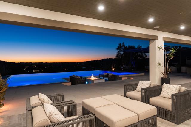 Detail Gallery Image 48 of 69 For 17028 Rendezvous Cir, San Diego,  CA 92127 - 5 Beds | 5/1 Baths