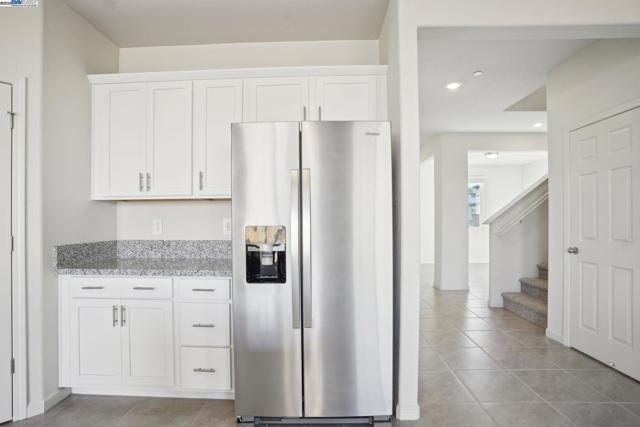 5337 Cardinal St, Antioch CA: https://media.crmls.org/mediaz/e84e47fe-d763-4d52-bbd4-81c017d21ee6.jpg