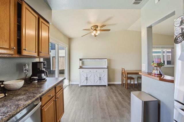 2048 Southwood Drive, Vacaville CA: https://media.crmls.org/mediaz/e84ed518-00d0-411f-be2d-5cc72731af66.jpg