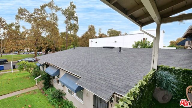 1105 West Clark Avenue photo 1