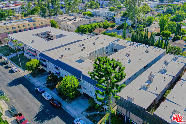 1 Bed Home for Sale in Los Angeles, California