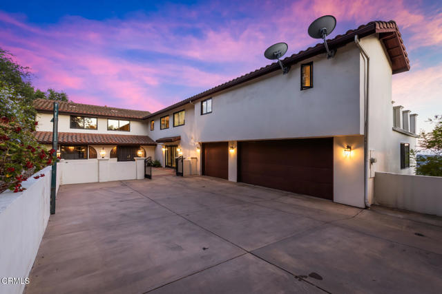 Detail Gallery Image 2 of 73 For 3643 Hampstead Rd, Glendale,  CA 91206 - 8 Beds | 6 Baths