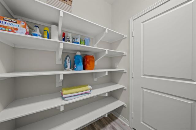 524 Surfbird Lane, Imperial Beach CA: https://media.crmls.org/mediaz/e84fc1ad-1e88-4466-97f1-be00177c20af.jpg