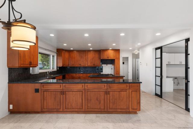 2435 Paseo Dorado, La Jolla CA: https://media.crmls.org/mediaz/e850bc19-efe1-4e1d-a05f-f08efbb3ede8.jpg
