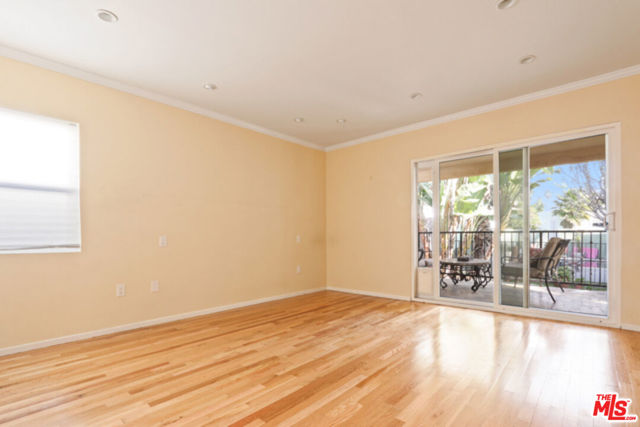 1246 N Genesee Avenue, West Hollywood CA: https://media.crmls.org/mediaz/e8518195-b3dc-497a-ae89-6c8e0b688a40.jpg