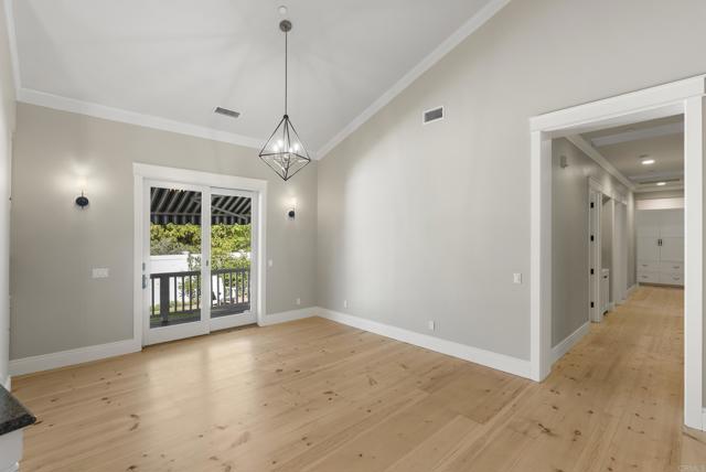 16631 Valle Verde Rd, Poway CA: https://media.crmls.org/mediaz/e851b6fa-8c10-43c3-9e08-bd738d05739d.jpg