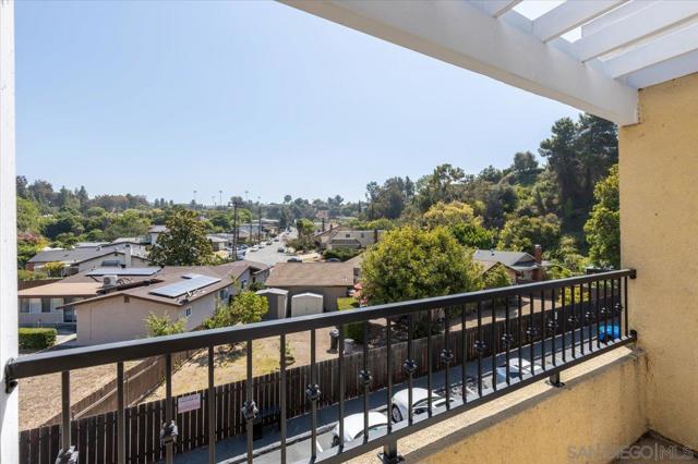 5055 Collwood Blvd, San Diego CA: https://media.crmls.org/mediaz/e8523e3b-d830-4045-9f4a-fb1e097d5609.jpg