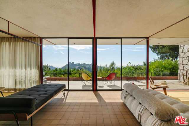 Drew Fenton | 1811 Bel Air Road Los Angeles CA | MLS: 7411913 Drew Fenton | 1811 Bel Air Road Los Angeles CA | MLS: 7411913