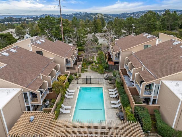 1685 Bayridge Way, San Mateo CA: https://media.crmls.org/mediaz/e852dfe2-6722-4d34-b0ac-f4601d5e0fae.jpg