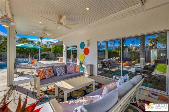657 N Juanita Drive, Palm Springs, CA 92262