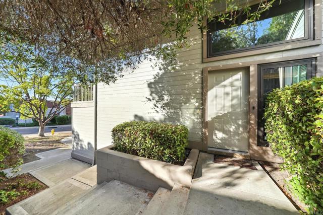 Detail Gallery Image 5 of 51 For 4532 Villas Dr, Bonita,  CA 91902 - 3 Beds | 2/1 Baths