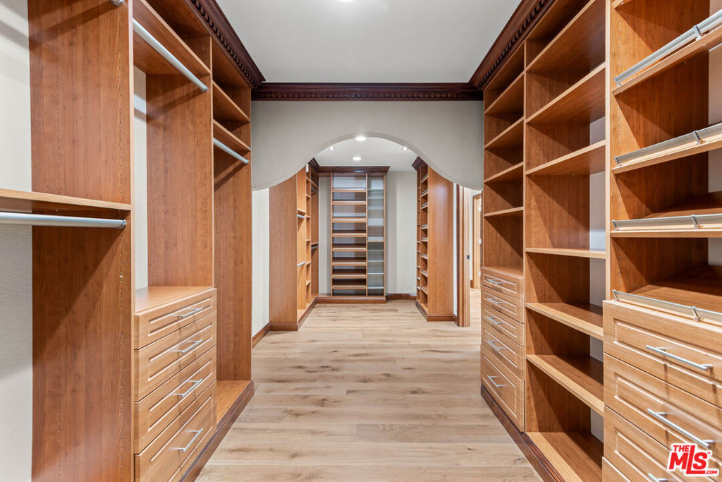 MLS #25599795 image #21