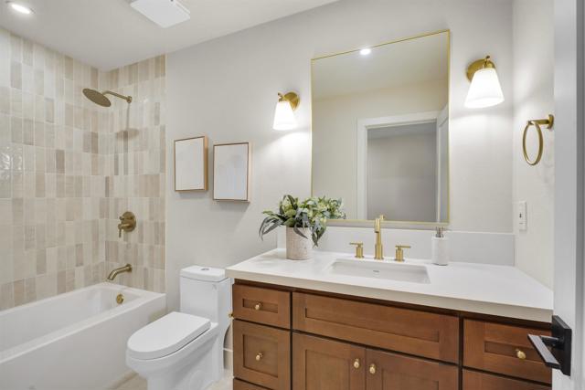 Detail Gallery Image 19 of 26 For 20338 Lake Erie Dr, Walnut,  CA 91789 - 4 Beds | 2 Baths