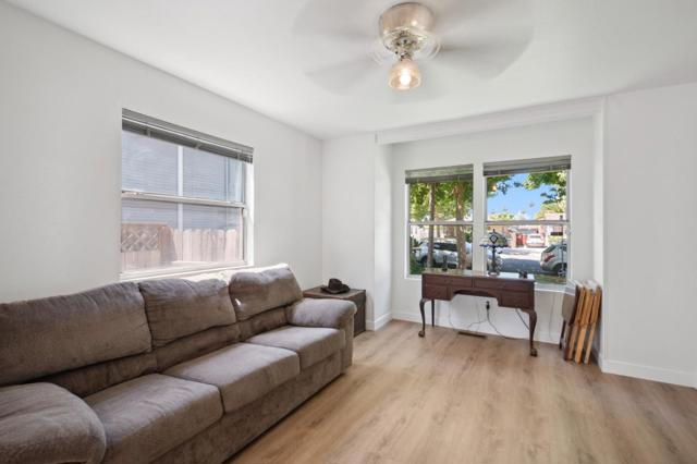 956 S 9th Street, San Jose CA: https://media.crmls.org/mediaz/e8555222-aeb7-4ecc-8c7f-fcb1bc91ff95.jpg