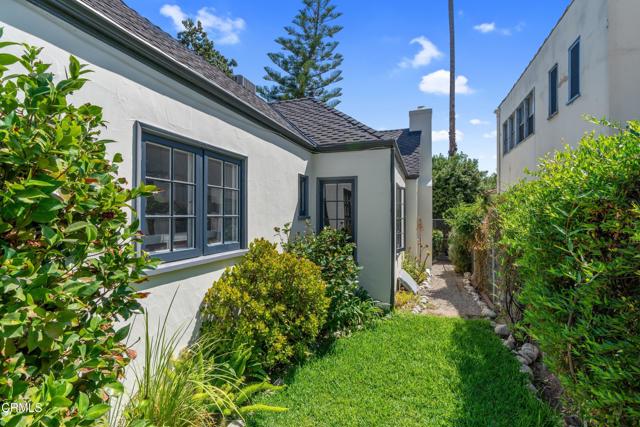 1421 Monte Vista Street, Pasadena CA: https://media.crmls.org/mediaz/e8567470-0d92-4192-93ce-38a3a352b203.jpg