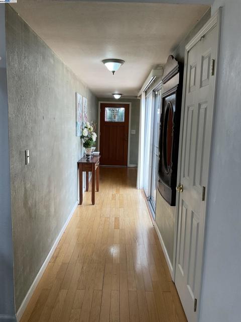 38043 Miller Pl, Fremont CA: https://media.crmls.org/mediaz/e856c654-f21b-42b5-ba51-04e2b9aa9fb3.jpg