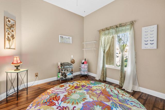 69547 Northhampton Avenue, Cathedral City CA: https://media.crmls.org/mediaz/e856d06b-b500-4643-956e-862ca4cec84f.jpg