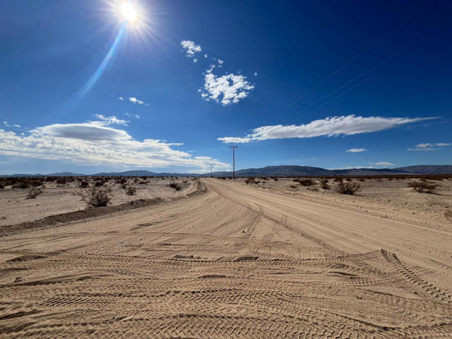 0 Danby Road, 29 Palms CA: https://media.crmls.org/mediaz/e85702d6-e2ea-4946-befb-515a6f3a7c4a.jpg