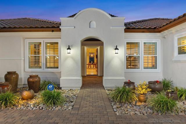 15674 Via Santa Pradera, San Diego CA: https://media.crmls.org/mediaz/e8571322-a7c6-44a1-ba91-9d2a86478638.jpg