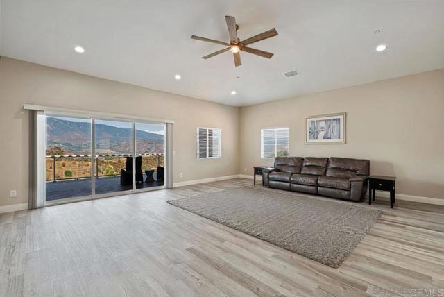 31223 Pauma Heights Road, Valley Center CA: https://media.crmls.org/mediaz/e8573016-c6d7-4d44-af3c-5756421694d1.jpg