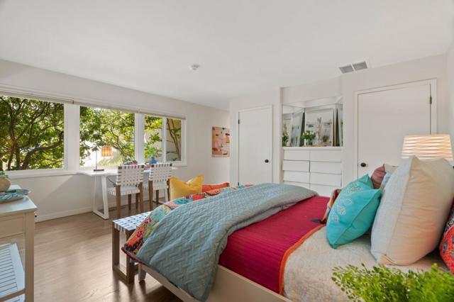 17180 Crescent Drive, Los Gatos CA: https://media.crmls.org/mediaz/e857a142-2332-4bb9-a54c-45d892184d07.jpg