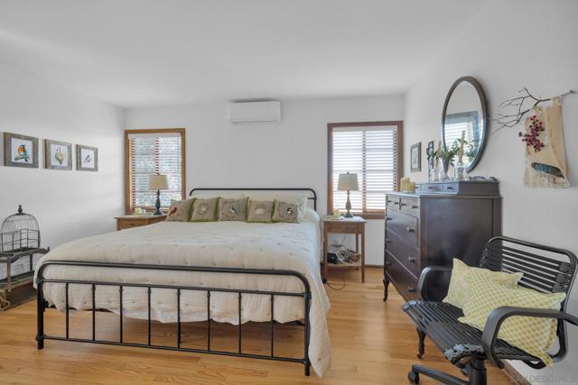 3306 Oak Grove, Julian CA: https://media.crmls.org/mediaz/e857b7e4-a324-4fe5-9467-eadd762cfd39.jpg
