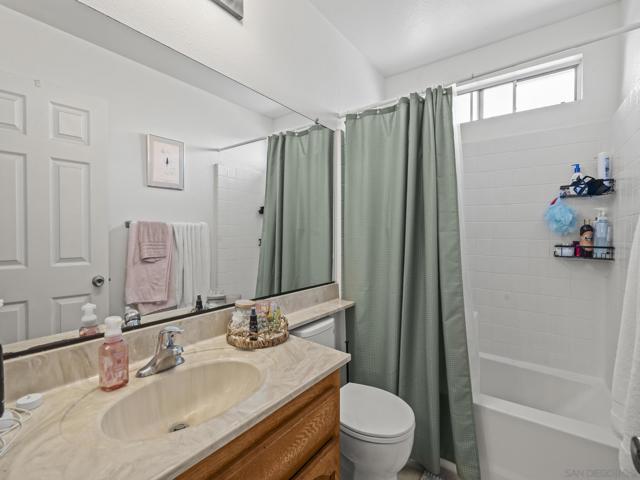 974 Sapphire Street, San Diego CA: https://media.crmls.org/mediaz/e8584ddf-fe4d-4a99-bc25-37cede21caf3.jpg