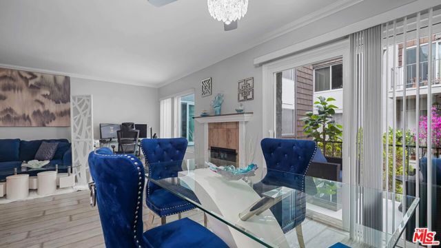 5870 Green Valley Circle, Culver City CA: https://media.crmls.org/mediaz/e858aaa1-c7ee-4c01-8f41-b5b30451721a.jpg