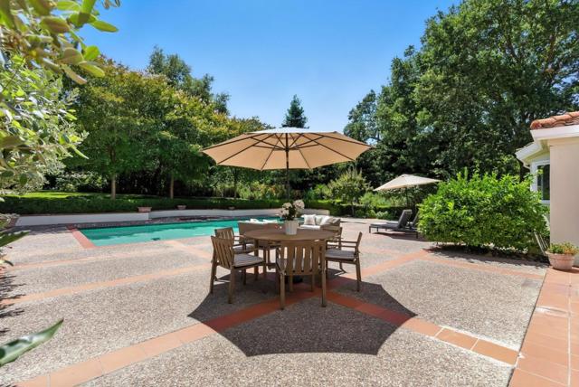 14210 Berry Hill Court, Los Altos Hills CA: https://media.crmls.org/mediaz/e859fad3-a753-4c09-ae4e-5558522195ec.jpg