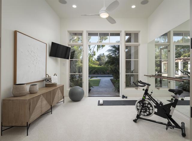 Detail Gallery Image 30 of 34 For 6725 Calle Ponte Belle, Rancho Santa Fe,  CA 92091 - 5 Beds | 5/1 Baths