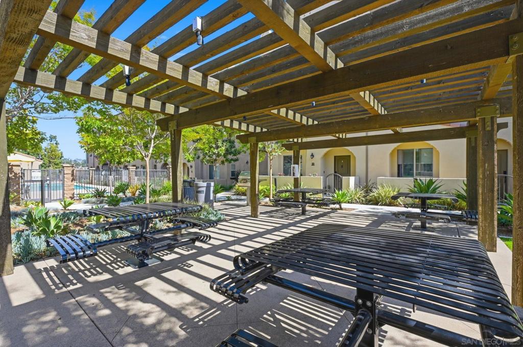 1576 Castillo Way - photo 13