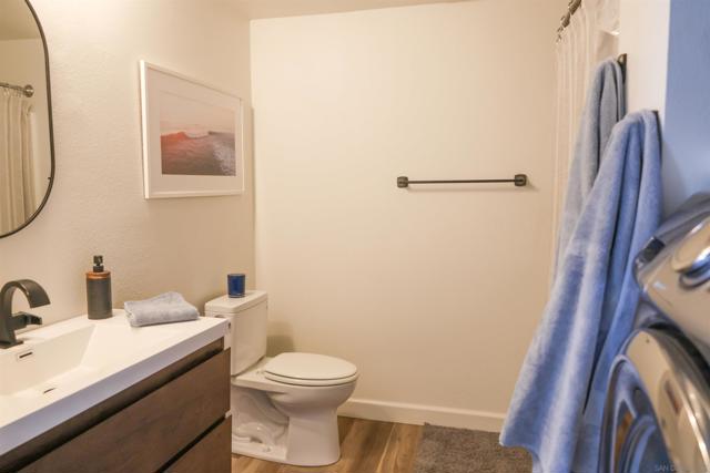 120 Island Ave, San Diego, California 92101, ,1 BathroomBathrooms,Condominium,For Sale,Island Ave,250034796SD