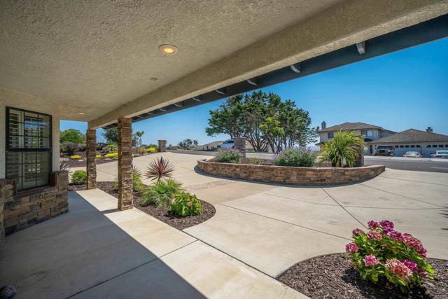 Detail Gallery Image 6 of 43 For 570 Calle Cielo, Nipomo,  CA 93444 - 3 Beds | 2/1 Baths