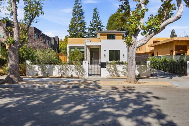 543 Tennyson Avenue, Palo Alto CA: https://media.crmls.org/mediaz/e85ca60f-e9ef-4932-99f4-ad75209aea86.jpg