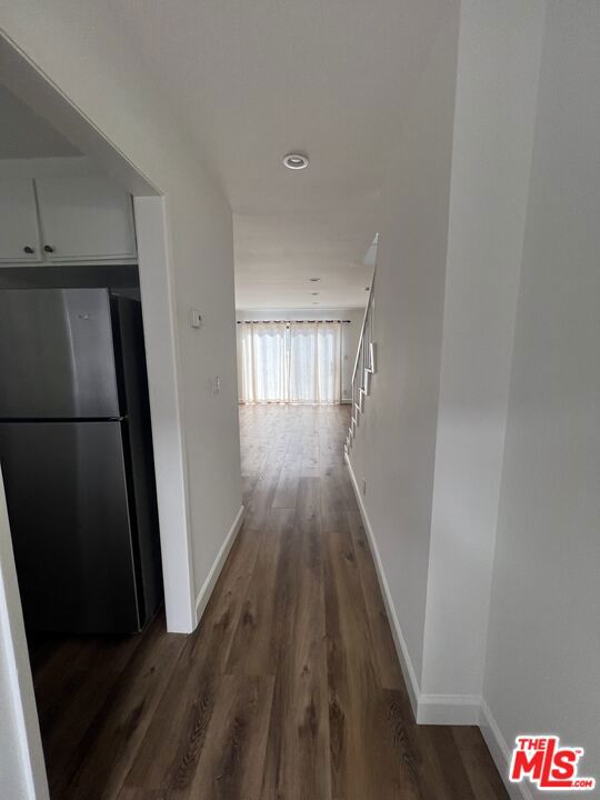 4365 Mclaughlin Avenue, Los Angeles CA: https://media.crmls.org/mediaz/e85d10b6-50c0-42b6-9d2a-4d190a959ba2.jpg