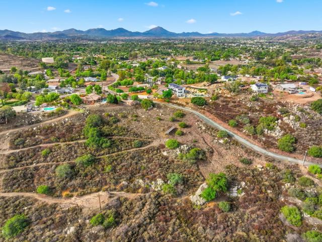 Detail Gallery Image 20 of 49 For #3 Hatfield Ln, Ramona,  CA 92065 - – Beds | – Baths