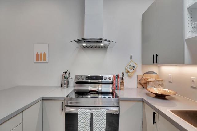 355 S 17th Street, San Jose CA: https://media.crmls.org/mediaz/e85ea05e-51d2-49c7-ba49-53a2b8fd9768.jpg