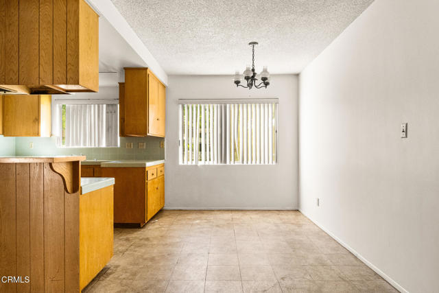 Detail Gallery Image 8 of 21 For 603 Park Rose Ave, Monrovia,  CA 91016 - 3 Beds | 2 Baths