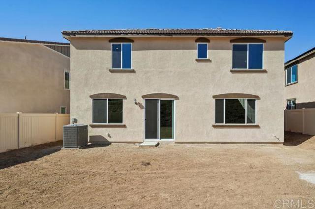 19420 Brush Creek Way, Lake Elsinore CA: https://media.crmls.org/mediaz/e85f6699-2ad2-4bac-bcfc-06209d08d3a2.jpg